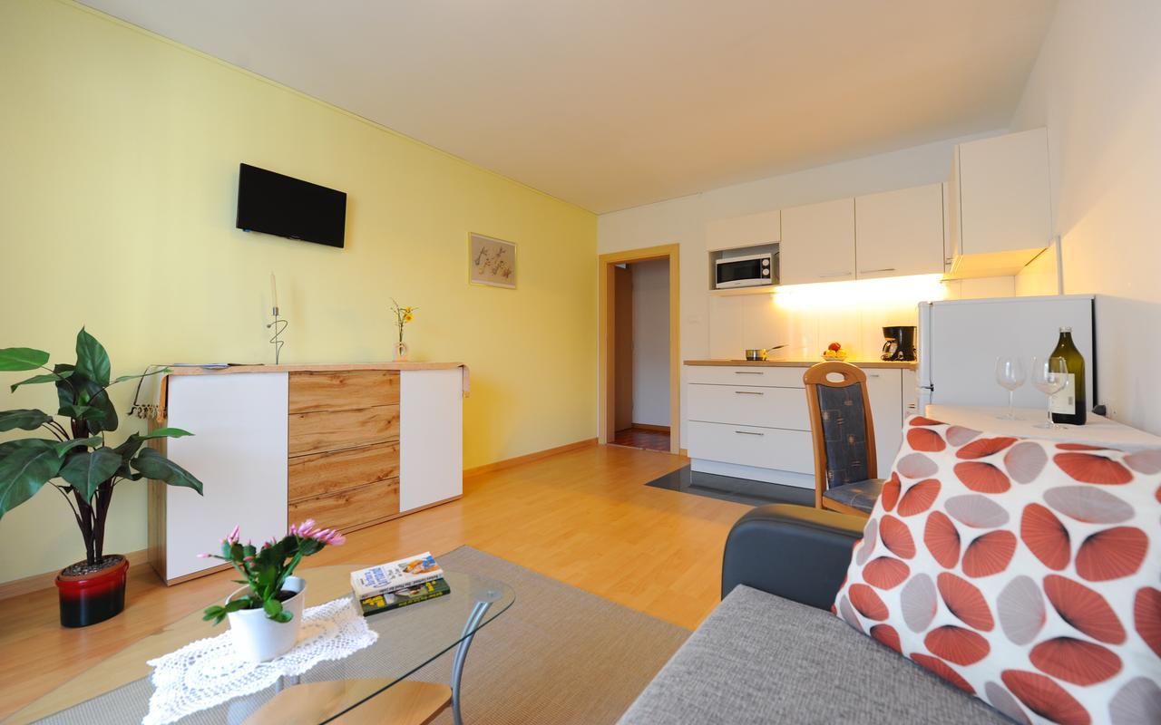 Ferienwohnung Haus Mairösl Schlanders Exterior foto